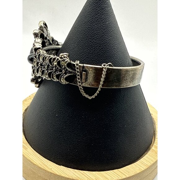 Vintage Hollycraft Silver-Tone Ornate Hinged Bracelet With Black Stones & Safety - Picture 5 of 8